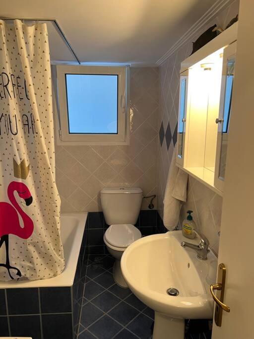 4Th Floor Cosy Apartment In Metaxourgeio Athena Bagian luar foto